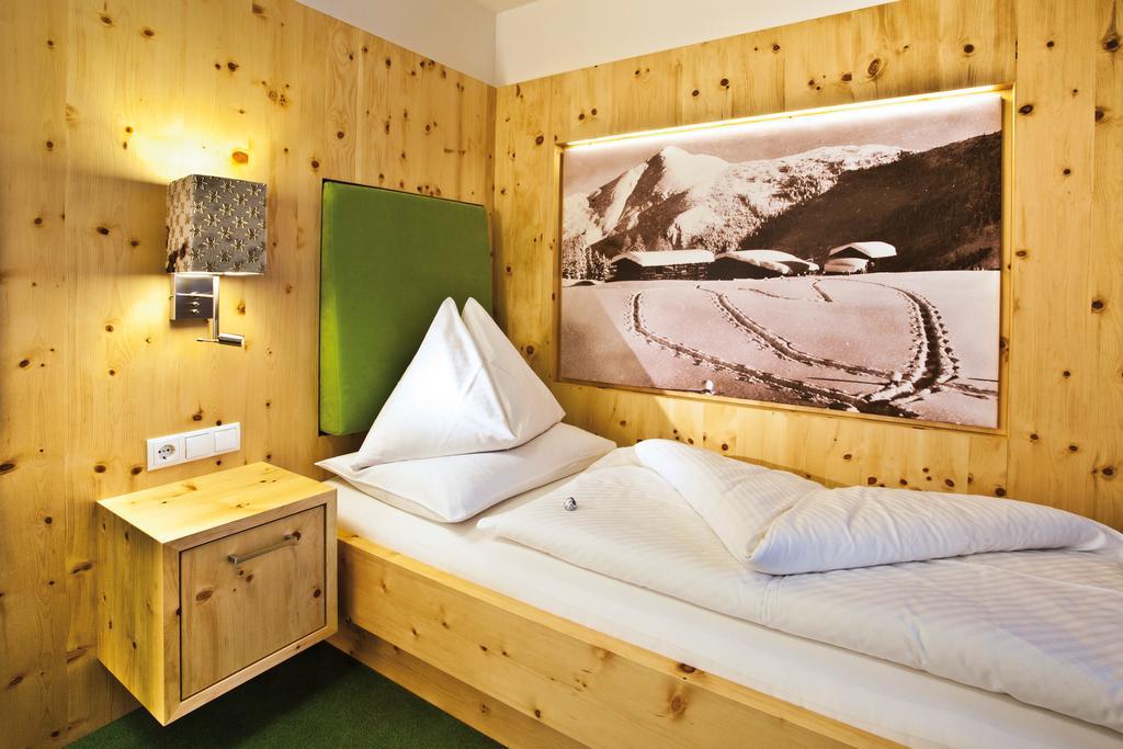 Landhotel Alpenhof Filzmoos Bilik gambar